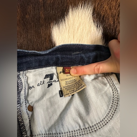 Preowned 7 for all mankind dojo jeans size 32. - Picture 6 of 8